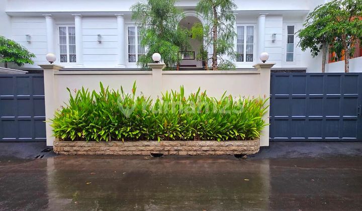 RUMAH BARU SIAP HUNI FULLY FURNISHED DI KEMANG DALAM 