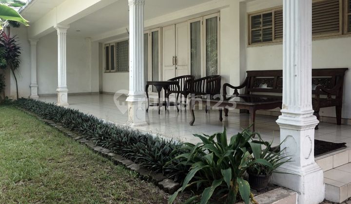 Rumah Menteng Hadap Timur 2