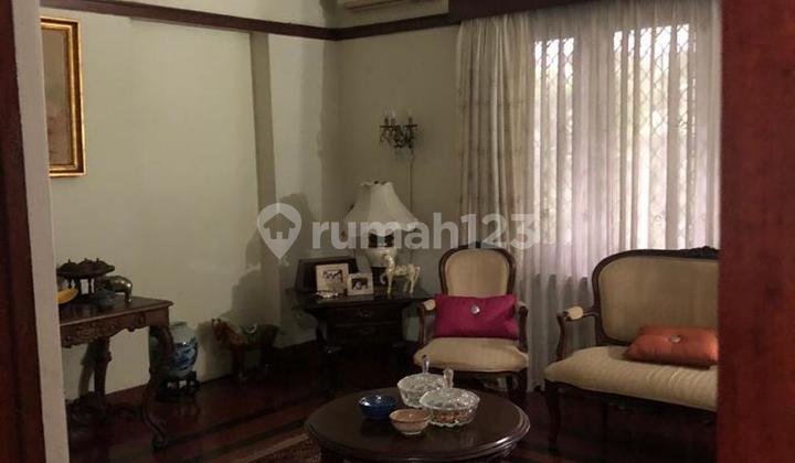 Rumah Kawasan Elite Halaman Luas Di Menteng 2