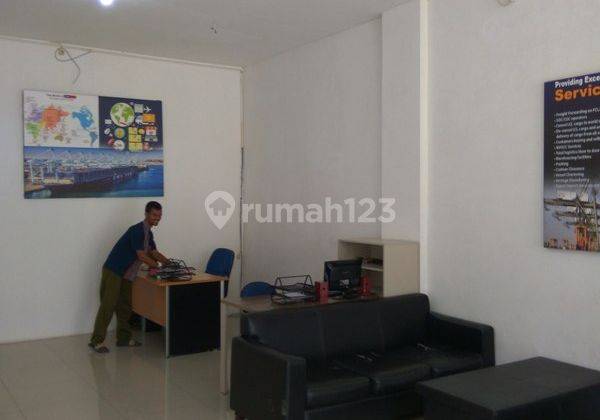 For Sale, Ruko Siap Pakai 3,5 Lantai Lokasi Strategis  1