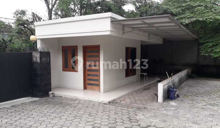 Rumah 2 Lantai + Mezzanine, Lokasi Tenang 