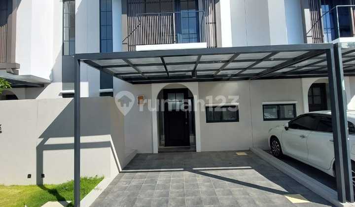 For Rent 2-Story House Amesta Living Surabaya