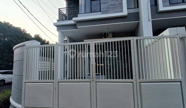 Dijual Rumah Minimalis 2 Lantai Hook Medokan Asri Utara 1