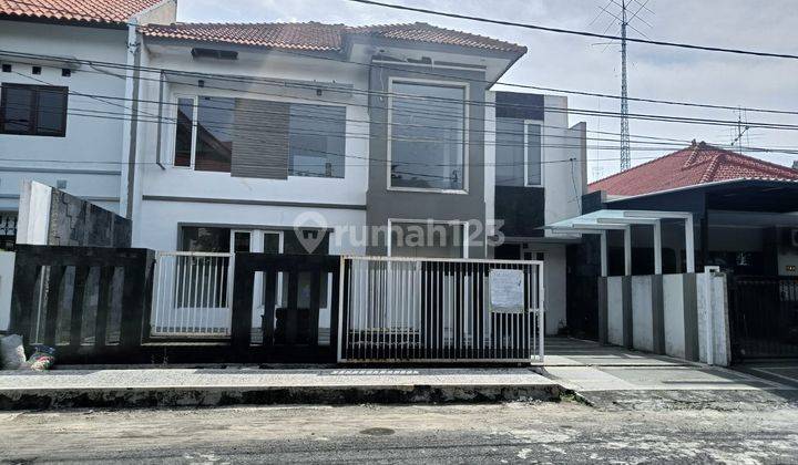 DIJUAL CEPAT RUMAH 2 LANTAI BARU NGINDEN INTAN BARAT 1