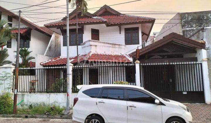 Dijual Rumah 2 Lantai Surabaya Barat Darmo Satelit 1