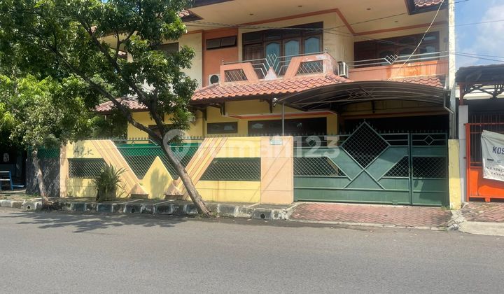 Dijual Rumah Luas & Strategis di Gayungsari Barat - Surabaya 2