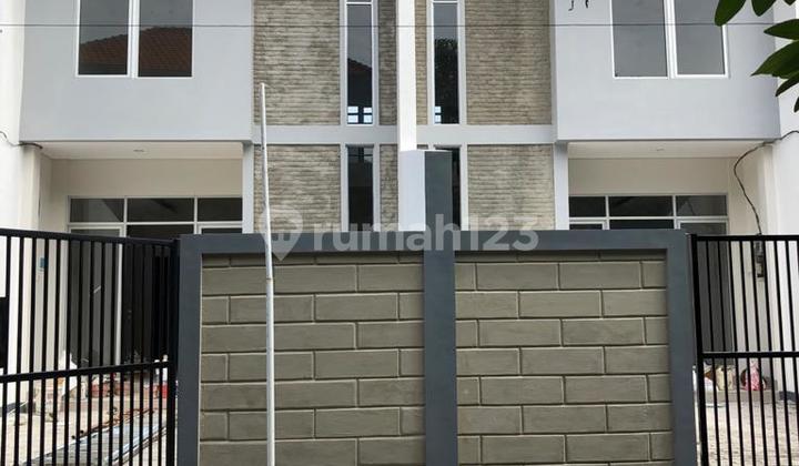 Dijual Rumah Baru Gress di Tropodo Indah