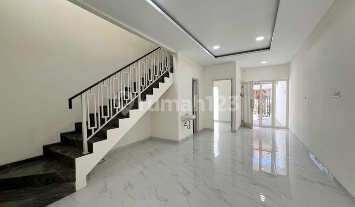 Dijual Rumah Baru Modern Minimalis 2 Lantai Jemursari Selatan 2