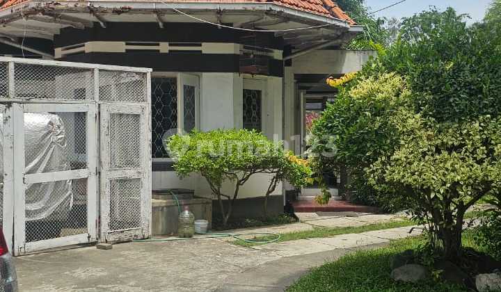 DIJUAL RUMAH PUSAT KOTA SURABAYA MH THAMRIN