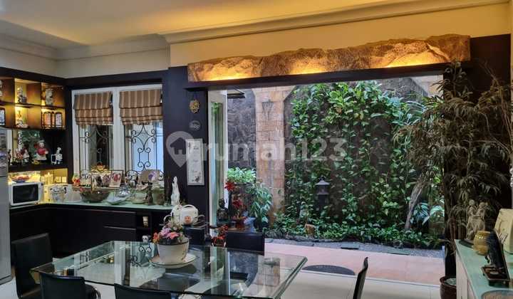 Dijual Cepat Rumah Mewah 2 Lantai Regency21 Surabaya Timur 2