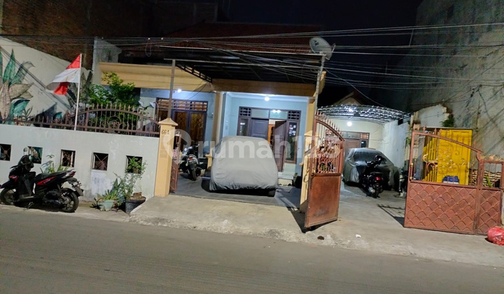 DIJUAL RUMAH SIAP HUNI MINIMALIS PETEMON SURABAYA