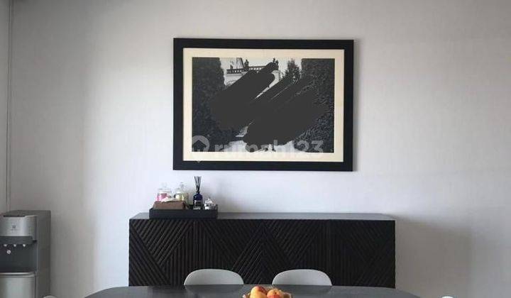 ruang makan  for sale apartment private lift