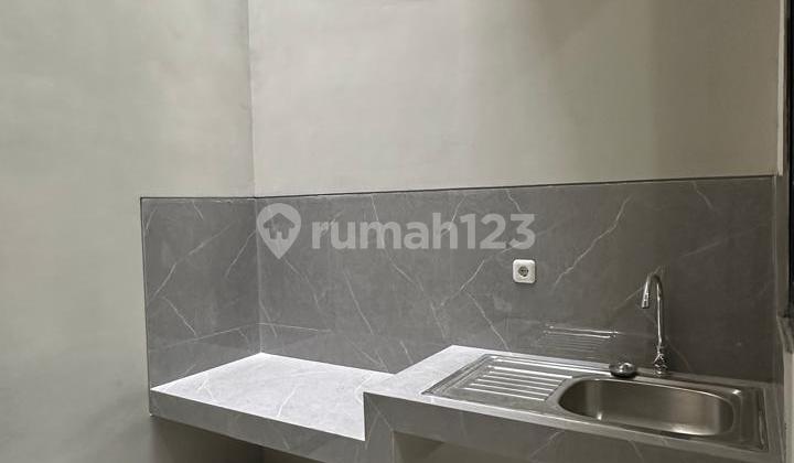 DIJUAL RUMAH 2 LANTAI FREE BPHTB KUTISARI INDAH SURABAYA 