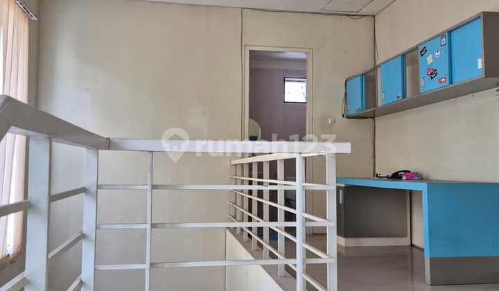 Dijual Rumah 2 Lantai Royal Residence Surabaya Barat 2