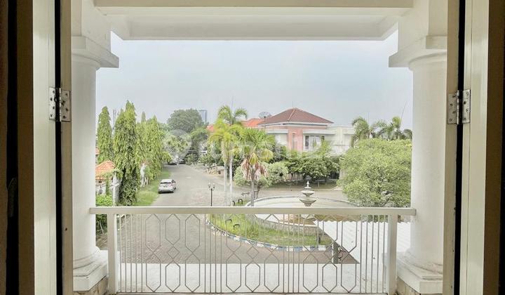 FOR QUICK SALE  Well-Maintained Secondary House in Jemursari Regency 2