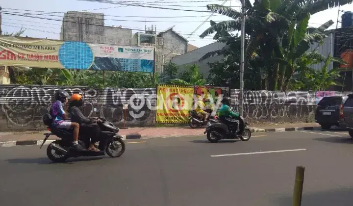 Selangkah Ke Stasiun Tugu, Ring 1 Malioboro . Wi 1