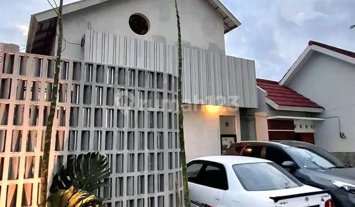 Villa Style House 5 Minutes From UII Campus