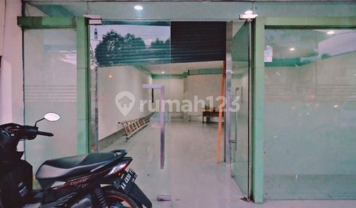 For Sale Strategic 4-Floor Shop House in Yogya 2