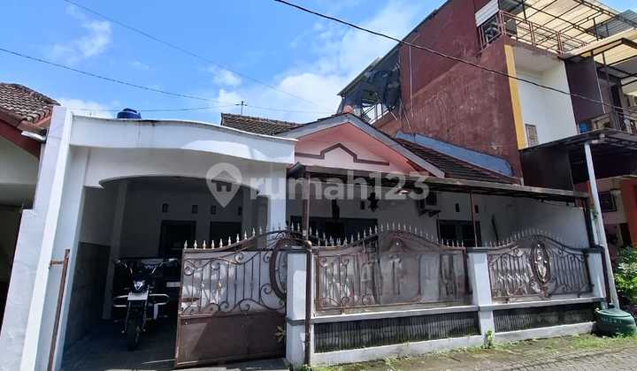 For Quick Sale! House Within Housing Complex Front of Ske Jambon For Quick Sale! House Within Housing Complex Front of Ske Jambon