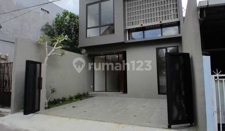 Luxury House Fully Furnished Jl. Kaliurang KM 8 - Ls