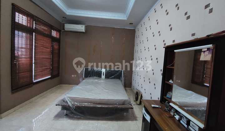 DIJUAL RUMAH SUDAH RENOVASI DI KELAPA GADING 2