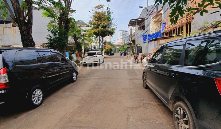 Dijual Kavling Hook Cocok untuk Dibangun Ulang. Terletak Didalam Komplek Kelapa Gading