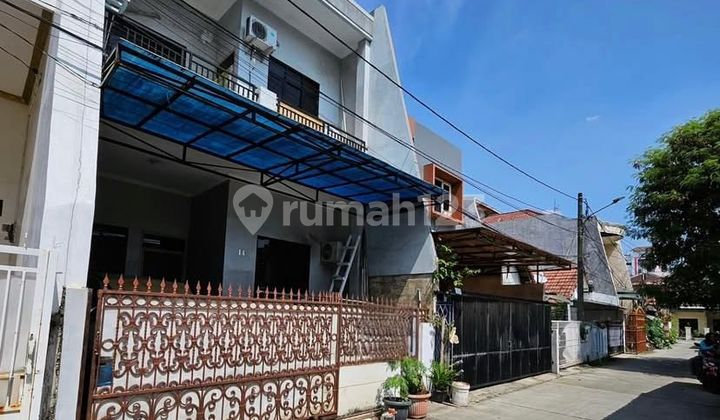 FOR SALE READY-TO-OCCUPY HOUSE IN SEMPER-NORTH JAKARTA