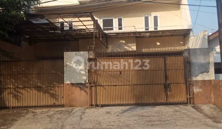 Dijual Rumah Luas Di Raya Kelapa Sawit - Kelapa Gading