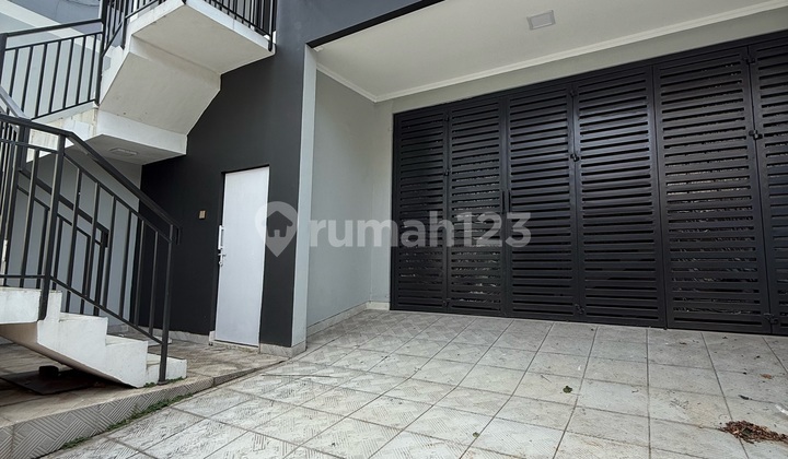 For Sale New Building House for Boarding and also Suitable for Large Family in Kelapa Gading 2