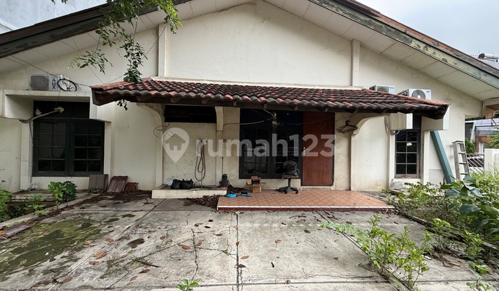 Dijual Cepat Rumah Luas Hitung Tanah di Kelapa Nias - Kelapa Gading. Cocok untuk Dibangun Rumah Nyaman Maupun Kost2an
