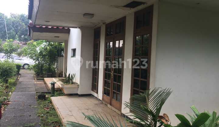 For Sale House Located on the Roadside in Pondok Bambu, East Jakarta 2