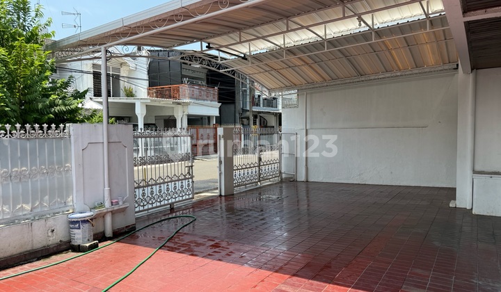 Dijual Cepat Rumah Luas Di Cengkir Barat ~ Kelapa Gading