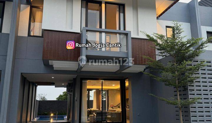 Rumah Mewah Kolam Renang Pribadi Jalan Palagan Km 9 1