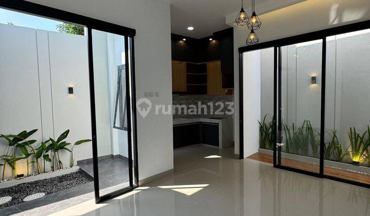 Rumah Baru Modern Dekat Kampus UNISA Jalan Godean Km 7 2