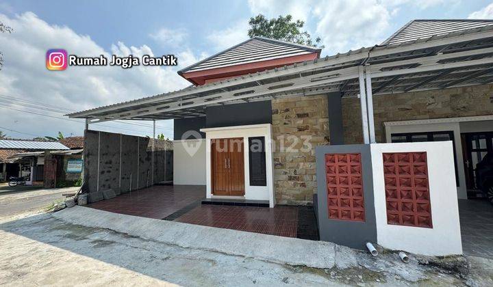 Rumah Baru Luas Di Jalan Besi Jangkang Dekat Kampus UII 1