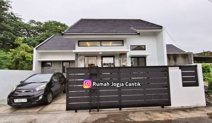 Rumah Model Industrial Modern Dekat Jalan Palagan Km 8 1