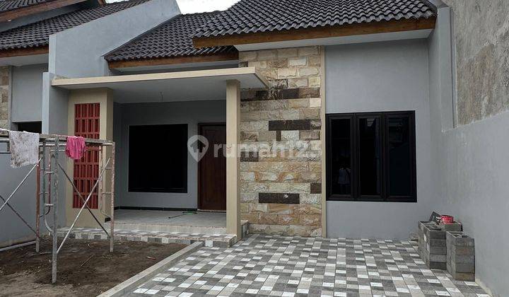 Rumah Luas Dekat Jogja Bay, SD Model Maguwoharjo 1