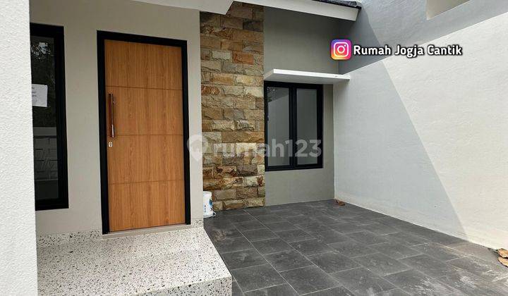 Rumah Baru Minimalis Modern 400 Jutaan Jalan Godean Km 12 2