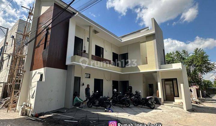 Kos Eksklusif 8 Kamar Tidur Di Seturan Full Furnished 1