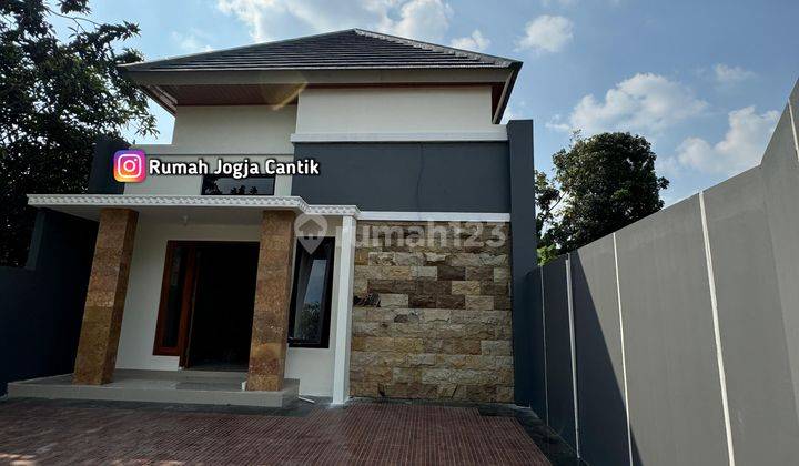 Rumah Dekat Kampus UII Jalan Besi Jangkang 1