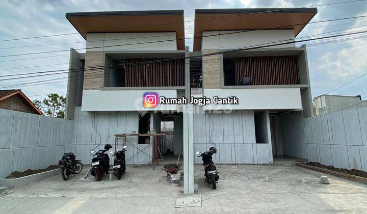 Rumah Mewah Model Kontemporer Jalan Palagan Km 9 1