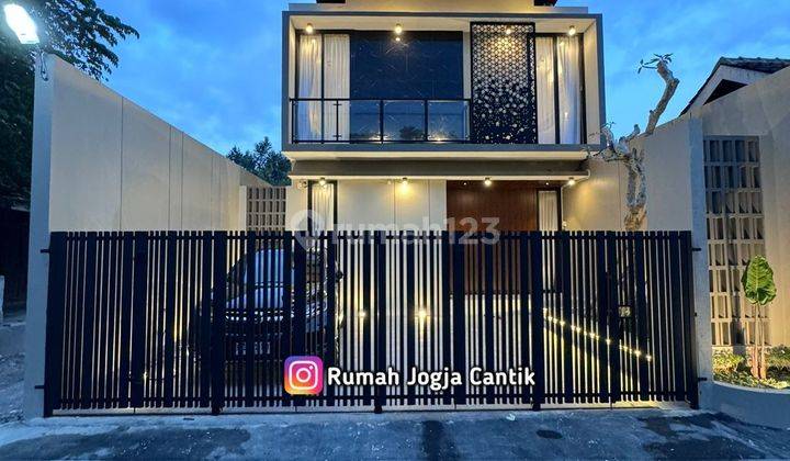 Rumah Model Industrial Mewah Full Furnished Di Purwomartani 1