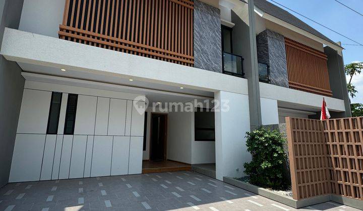 Rumah Mewah Japandy Style Dalam Ringroad Maguwoharjo 1