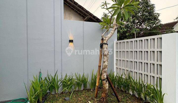 Rumah Cantik 2 Unit Di Jalan Godean Km 7  2