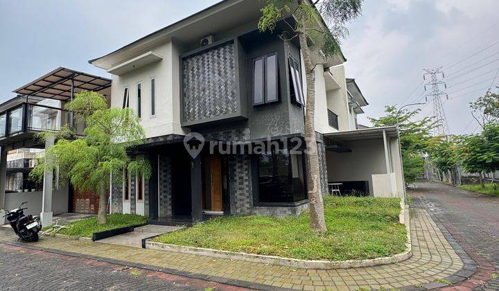 Rumah Luas Dalam Perumahan Elit Jalan Palagan Km 10 2