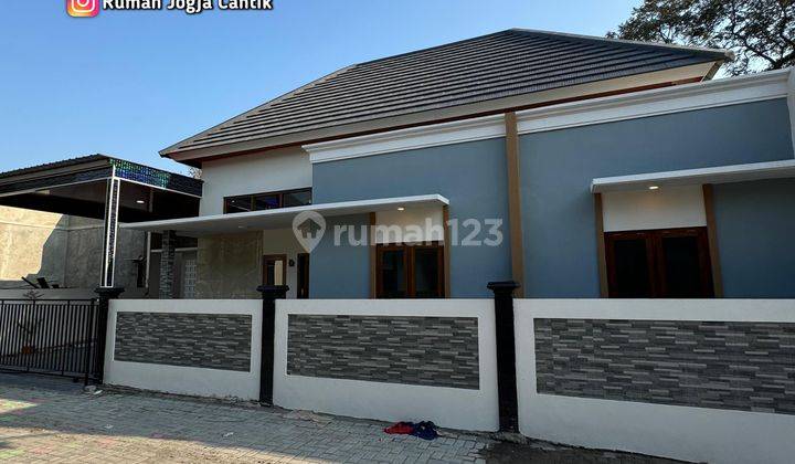 Rumah Dekat Kampus Uii Area Dekat Jalan Besi Jangkang 1