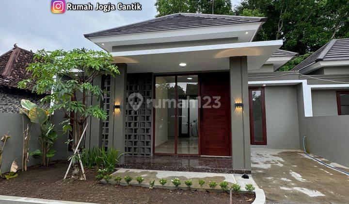 Rumah Baru Minimalis Modern Di Purwomartani 1