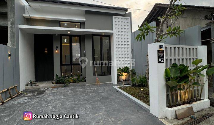 Rumah Cantik Di Jalan Godean Km 7         1