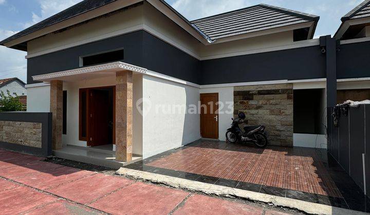 Rumah Siap Huni Cantik Minimalis Modern   1