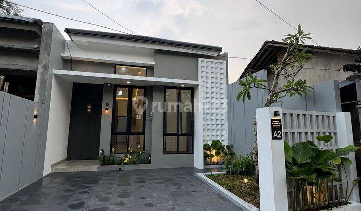 Rumah Cantik 2 Unit Di Jalan Godean Km 7  1